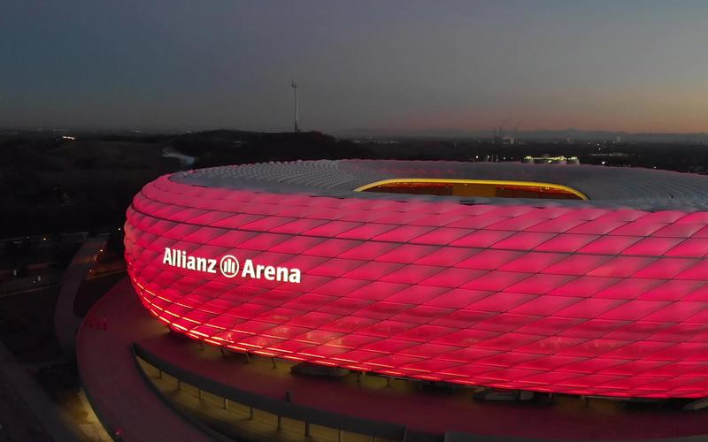 关于安联球场人声鼎沸,球迷热情助威的信息 关于安联球场人声鼎沸,球迷热情助威的信息