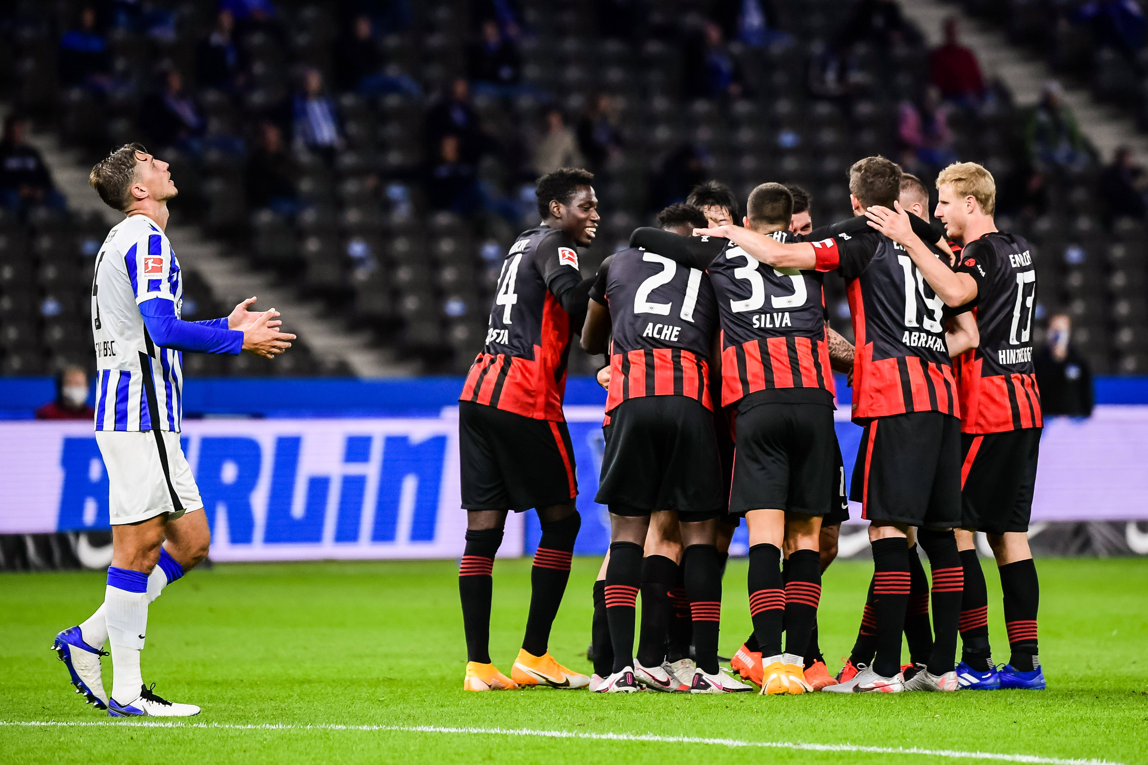 世俱杯官网-多特蒙德奋力拼抢,稳坐德甲联赛前列