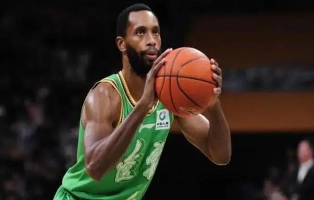 世俱杯直播-尼斯实现战胜波尔多大逆转！球迷狂欢