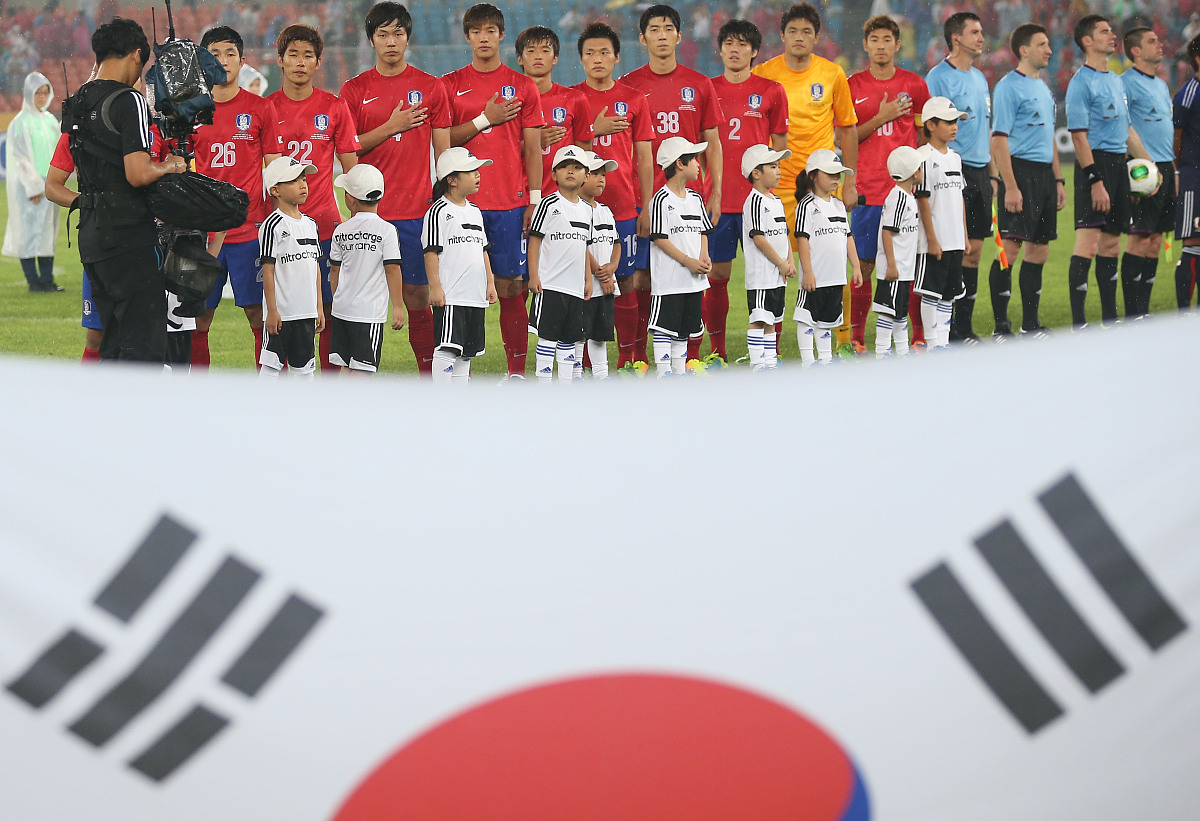 世俱杯直播-包含日本球队与沙特豪强展开激烈对决，胜者晋级足坛巅峰的词条