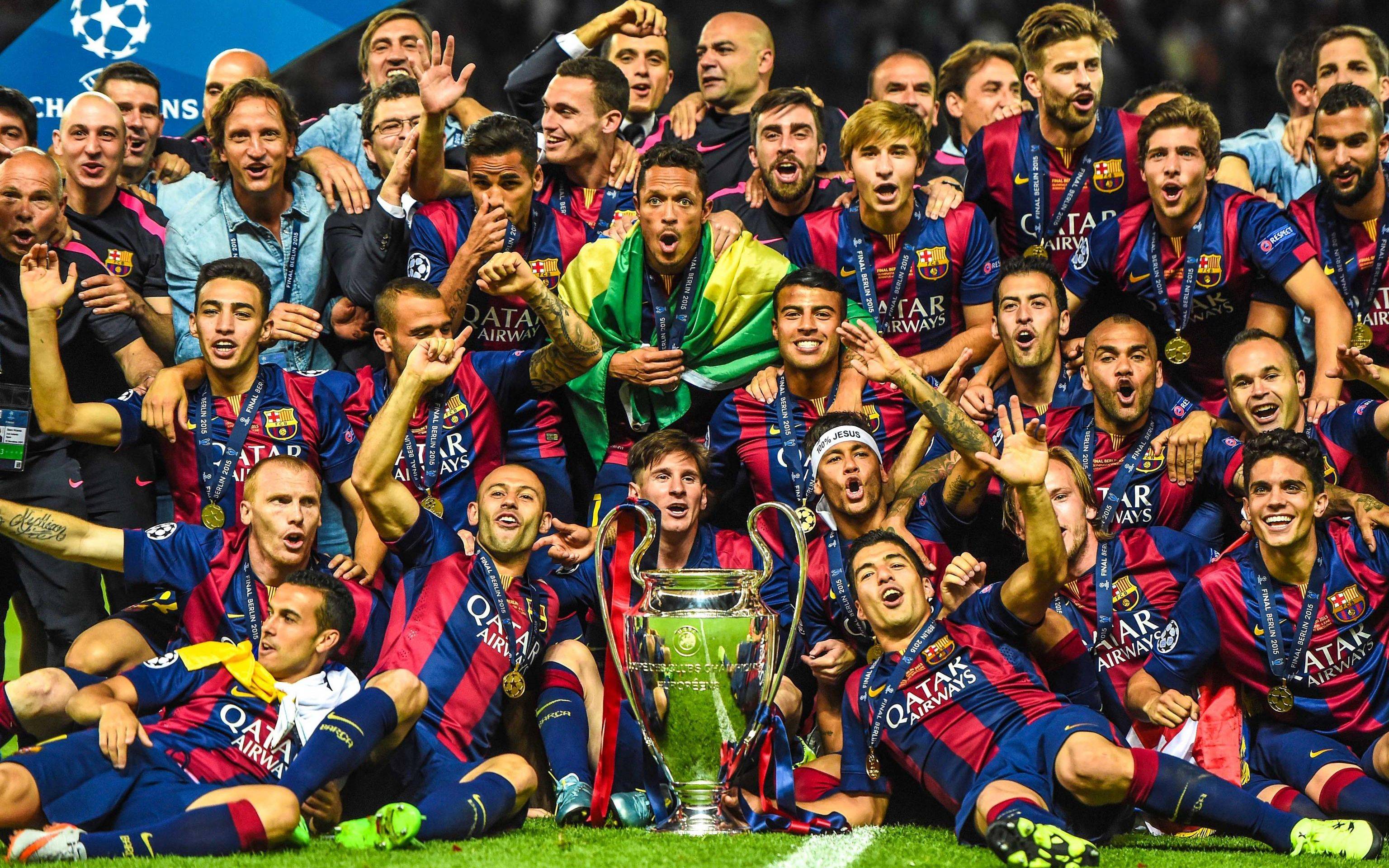 世俱杯参赛资格-利物浦再挑重担,梅西率巴萨晋级欧冠的简单介绍