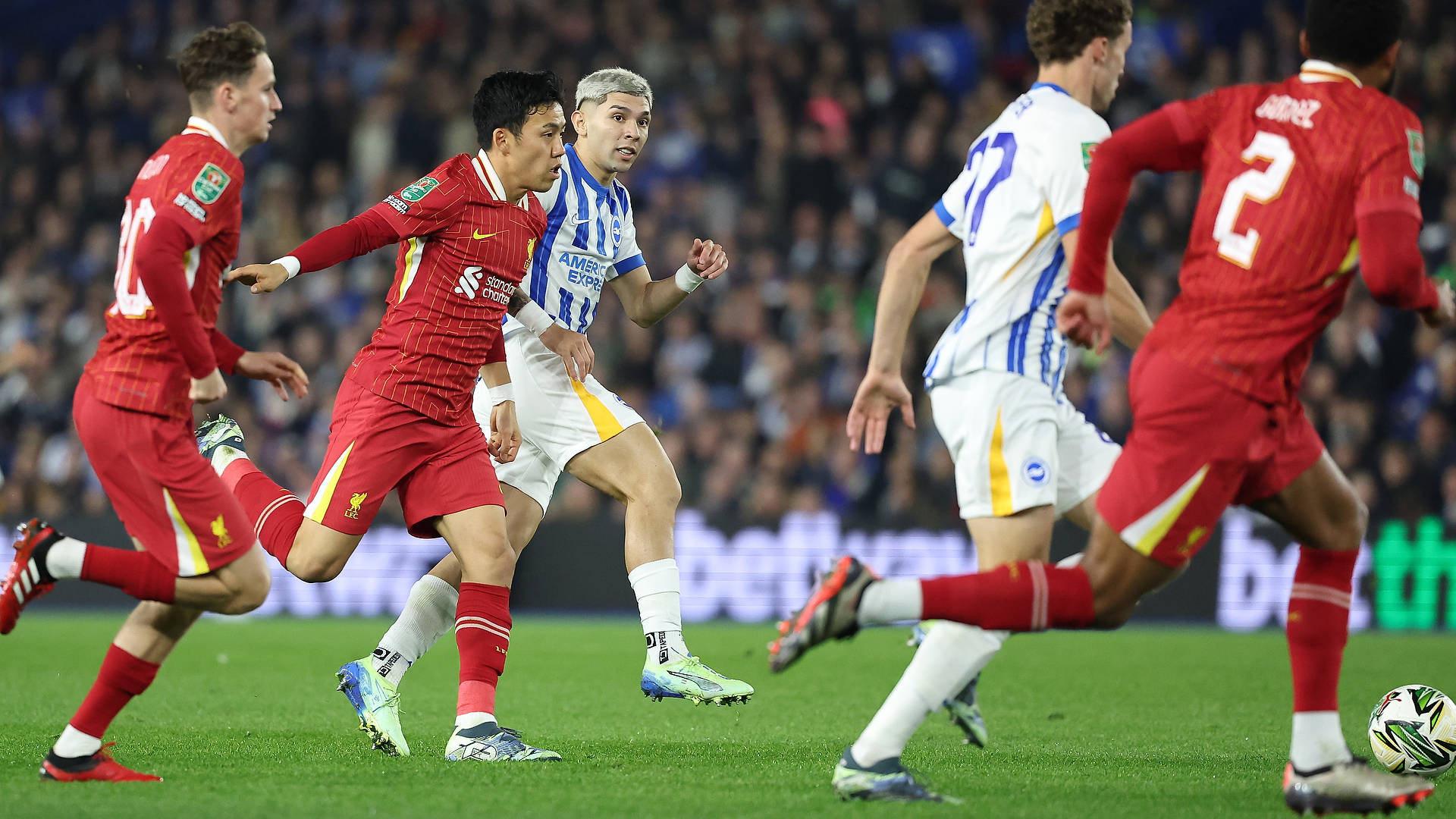 利物浦客场大胜，领先出线之路