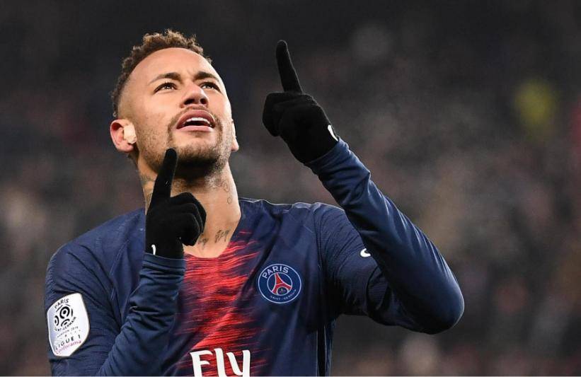 关于巴黎官方确认内马尔受伤缺席下一场比赛！的信息