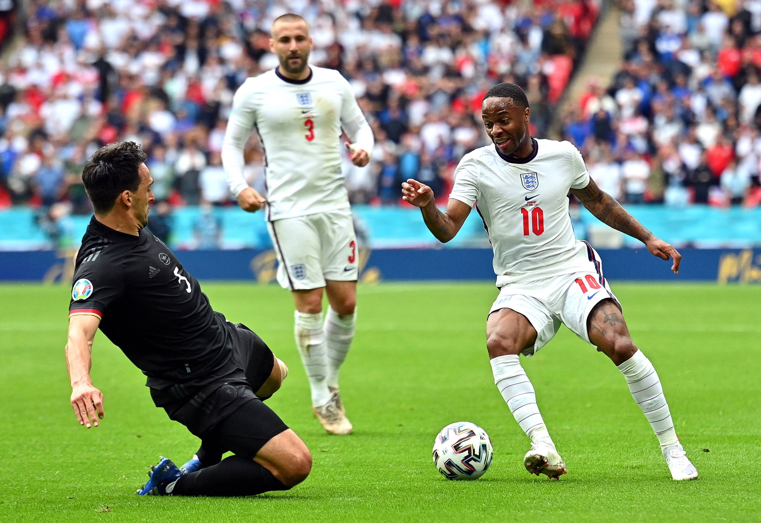 世俱杯奖金-关于英格兰队取得重要胜利，稳步晋级欧洲资格赛的信息