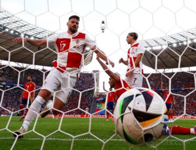 塞尔维亚队在本赛季欧洲足球联赛中表现出众的简单介绍