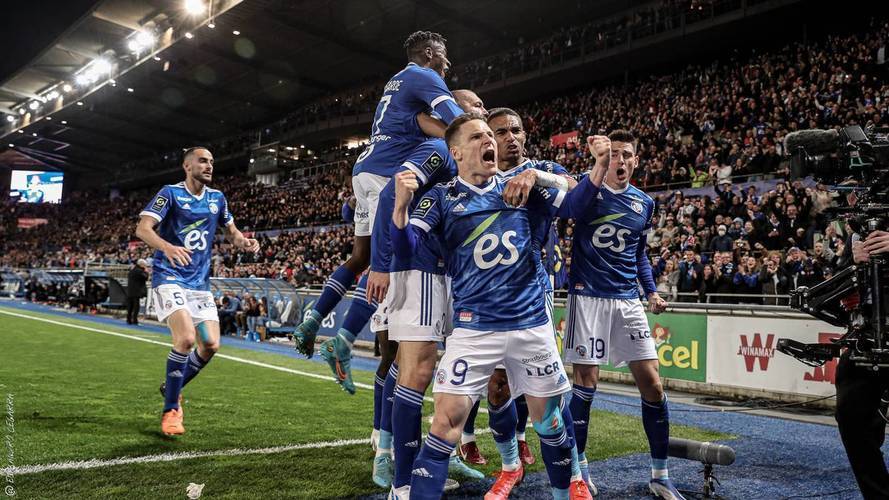 世俱杯直播-巴黎客场大胜雷恩，联赛领先优势扩大