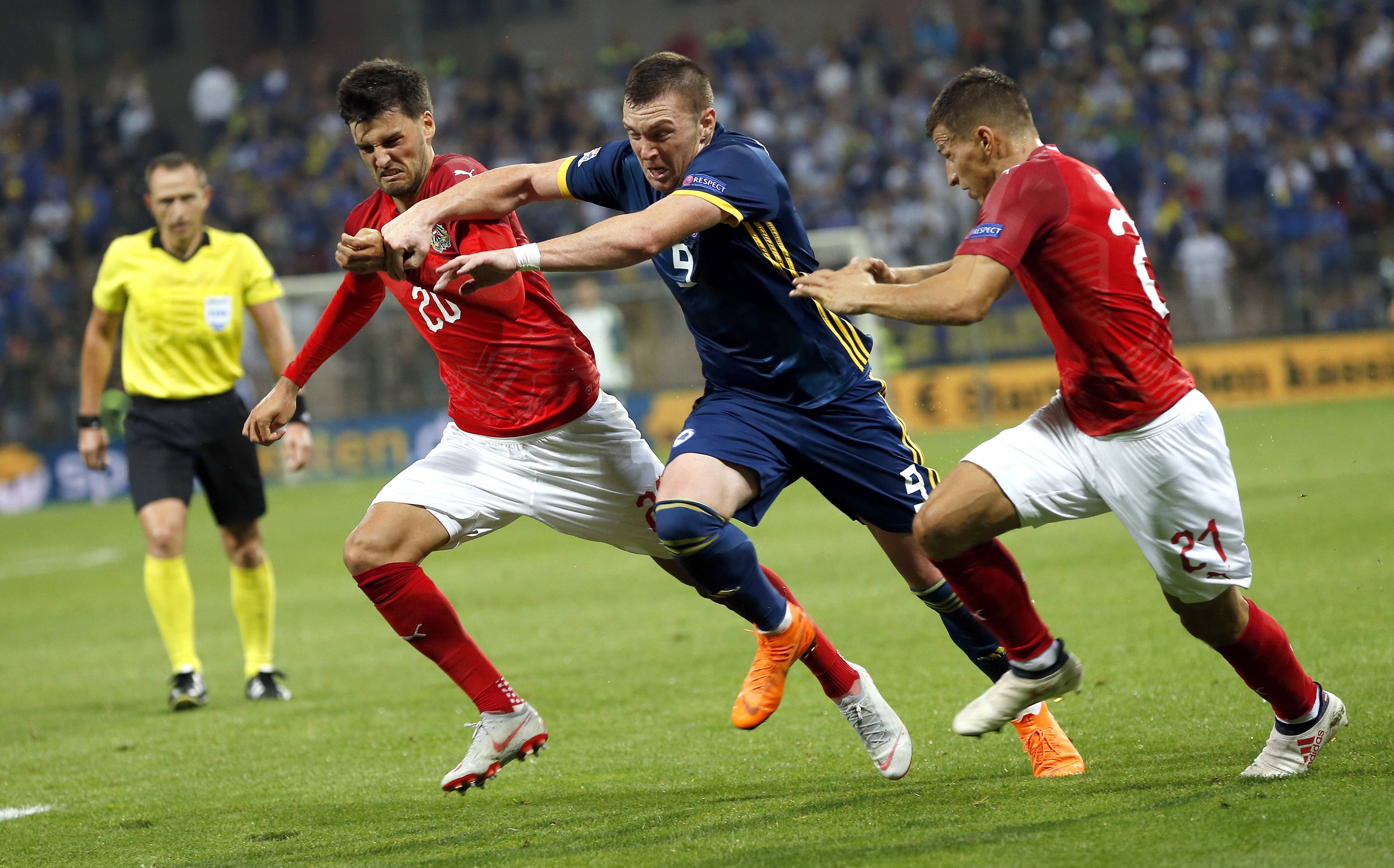 奥地利客场大败冰岛，欧洲杯出线困难重重