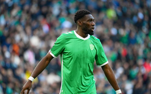 世俱杯参赛资格-马赛击败圣埃蒂安，继续保持领先优势