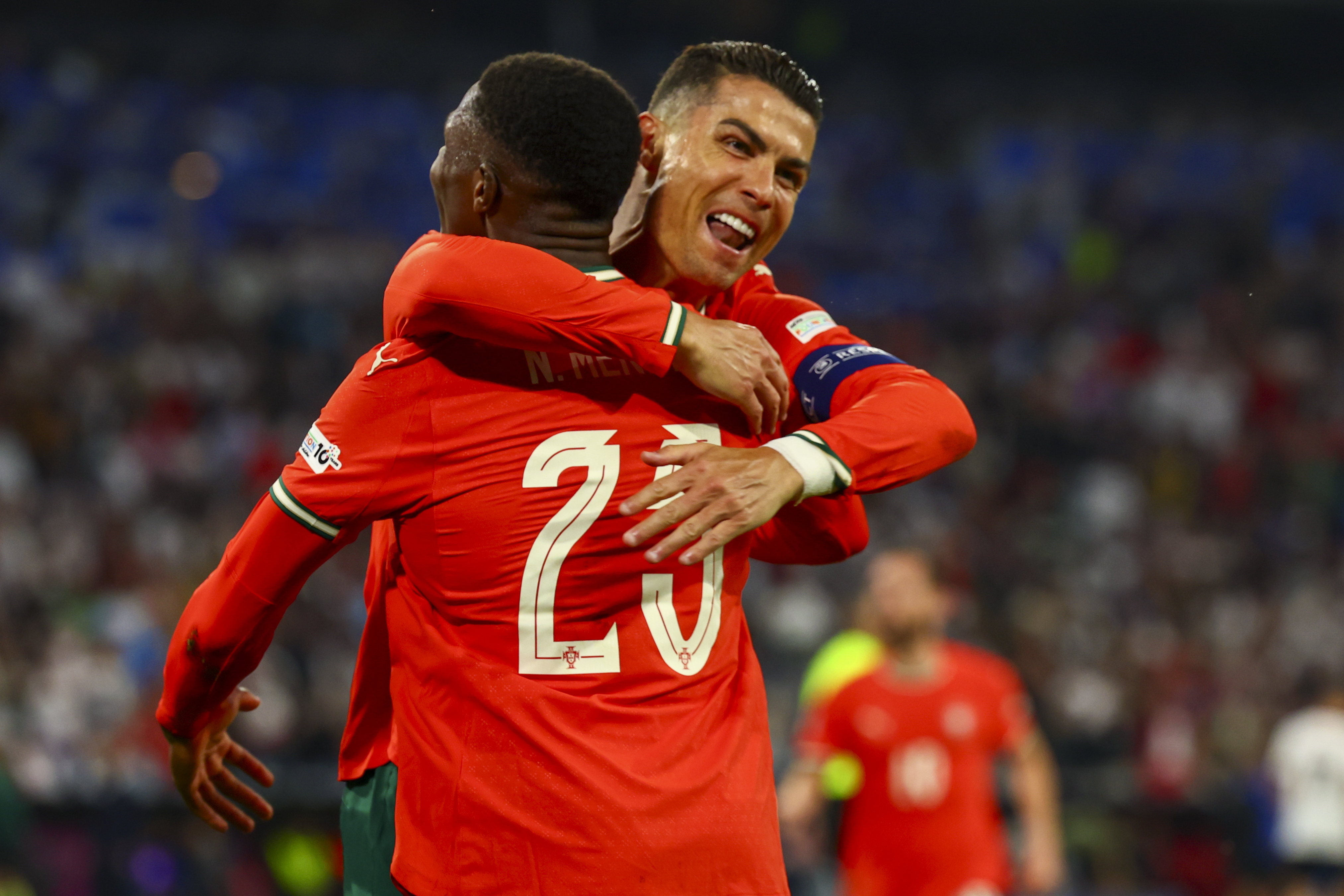 世俱杯改制-葡萄牙国家队一路过关斩将,成功挺进欧洲杯半决赛