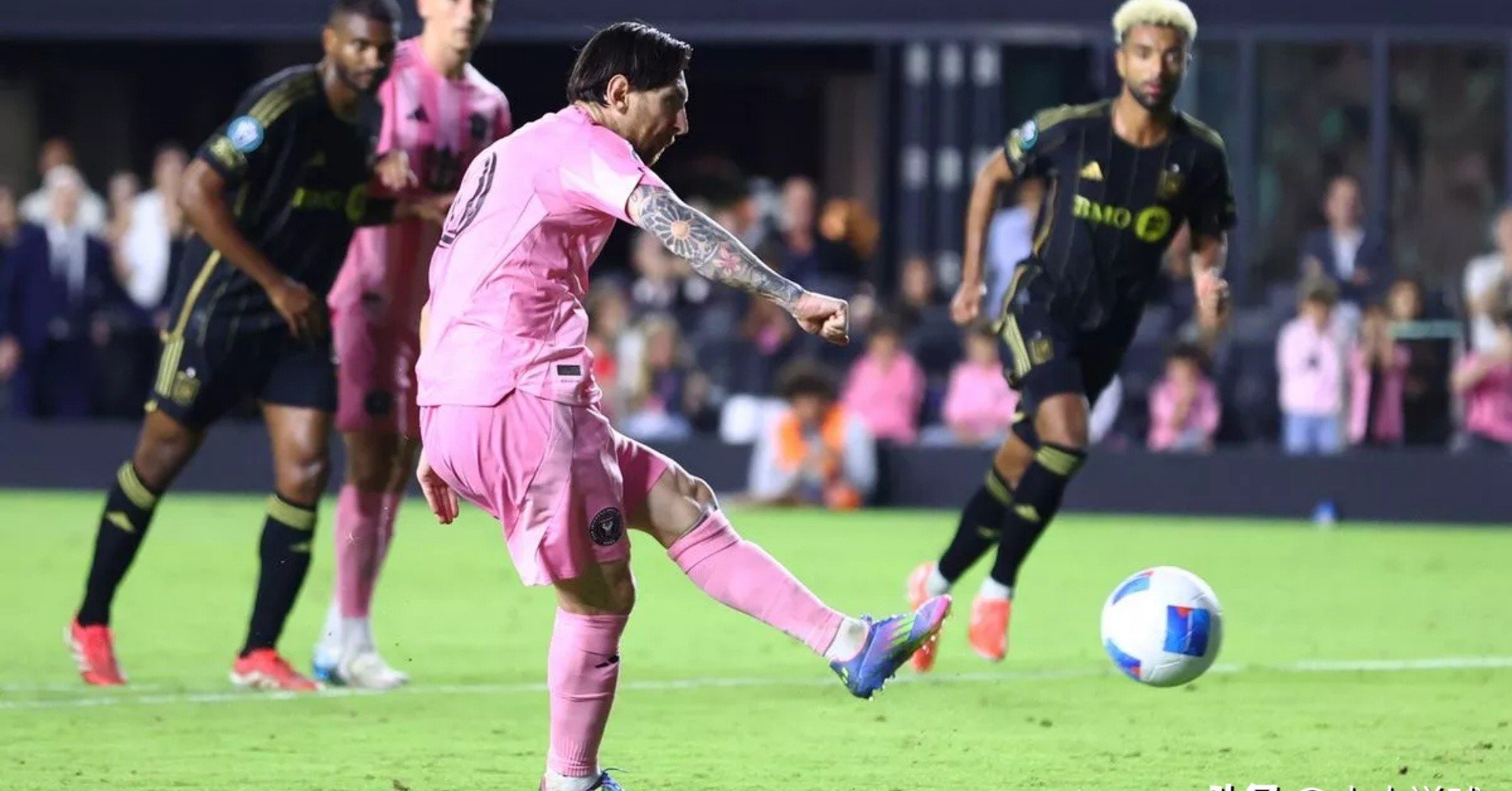 关于阿根廷出线路上踢定了!梅西硬核领航的信息 关于阿根廷出线路上踢定了!梅西硬核领航的信息