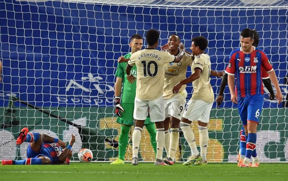 巴黎客场轻取南特,继续保持不败金身 巴黎客场轻取南特,继续保持不败金身