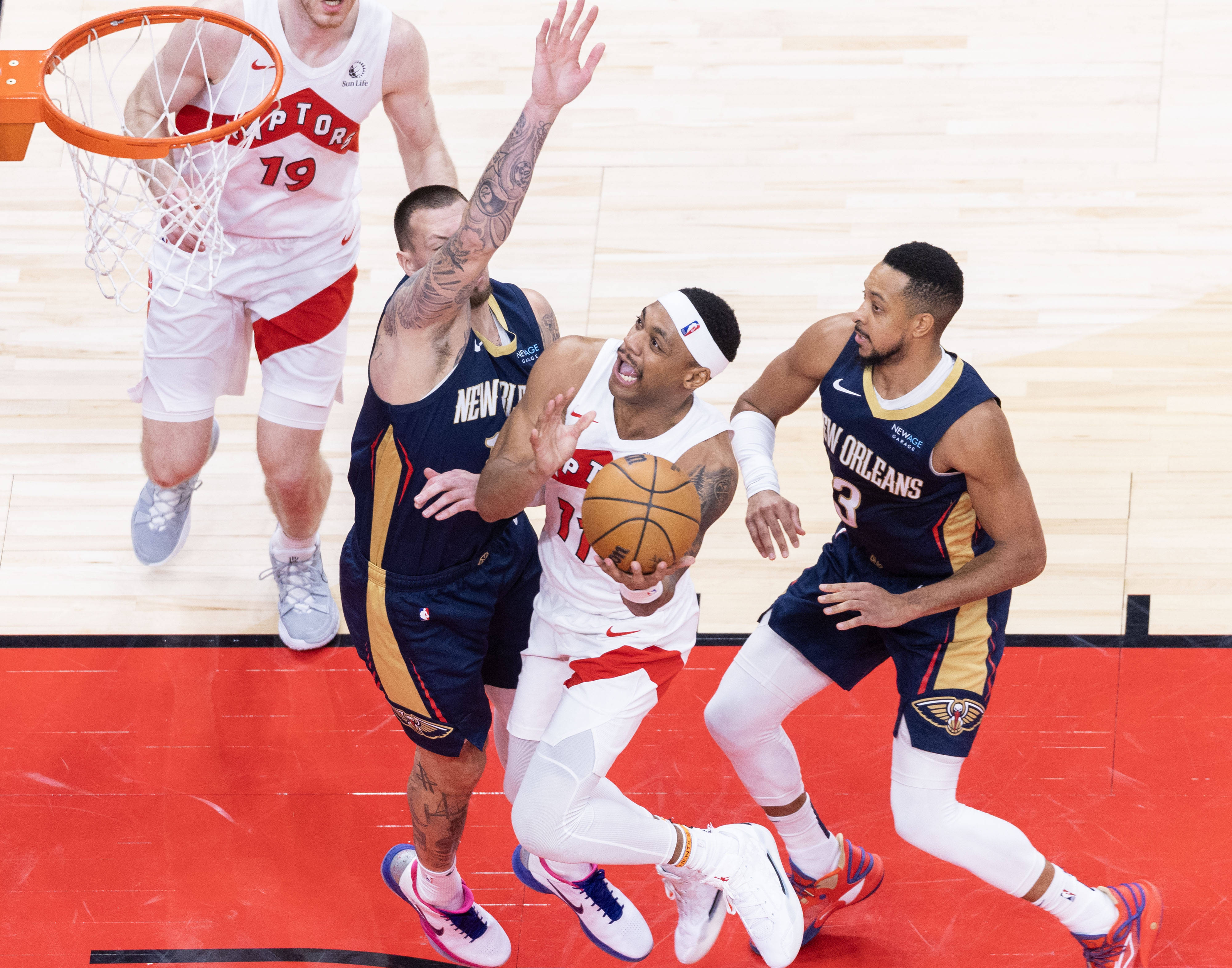 世俱杯直播-名将球员在最新篮球比赛中大放异彩