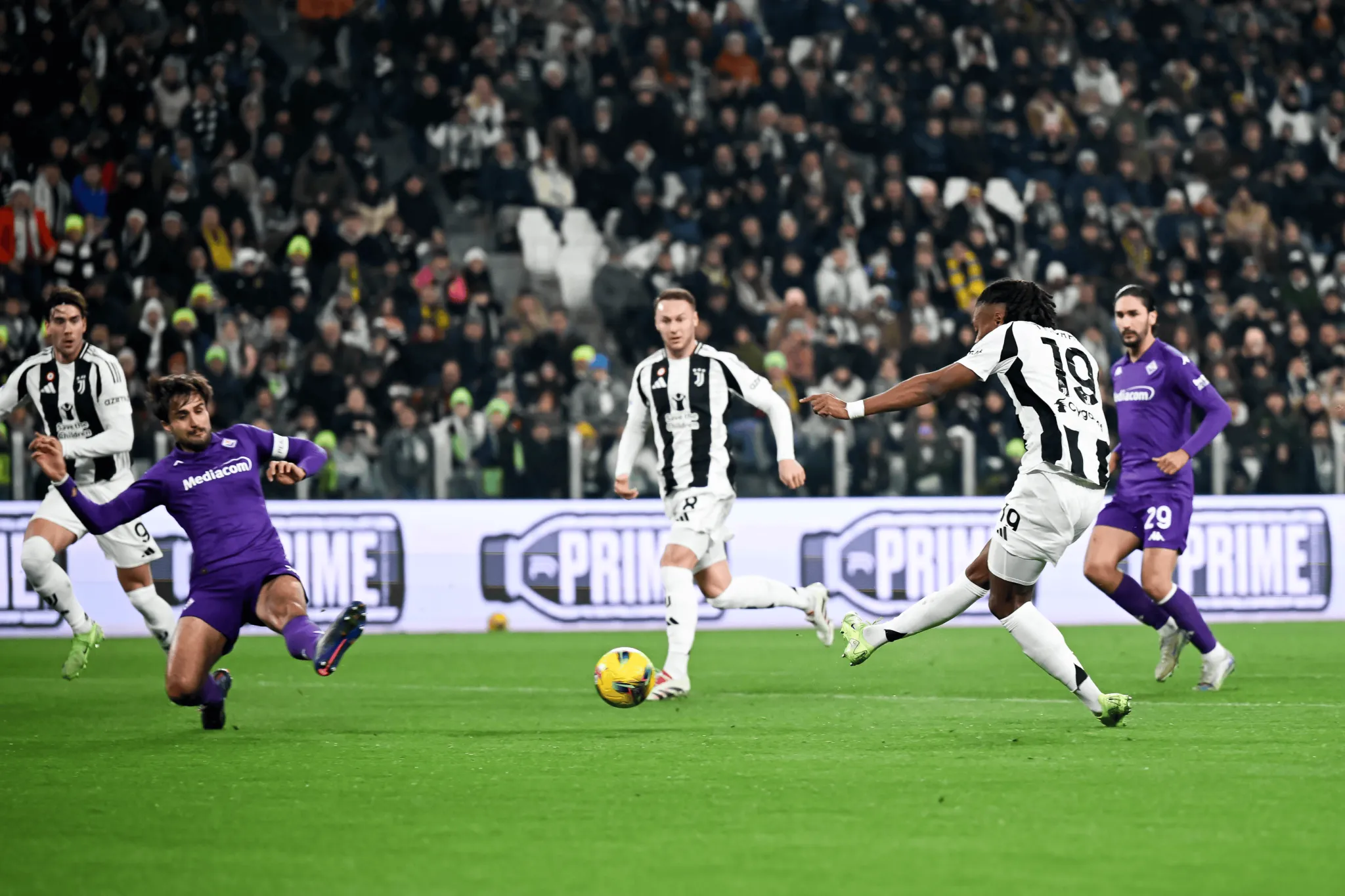 世俱杯奖金-包含佛罗伦萨力争客场取分,尤文图斯全力以赴的词条