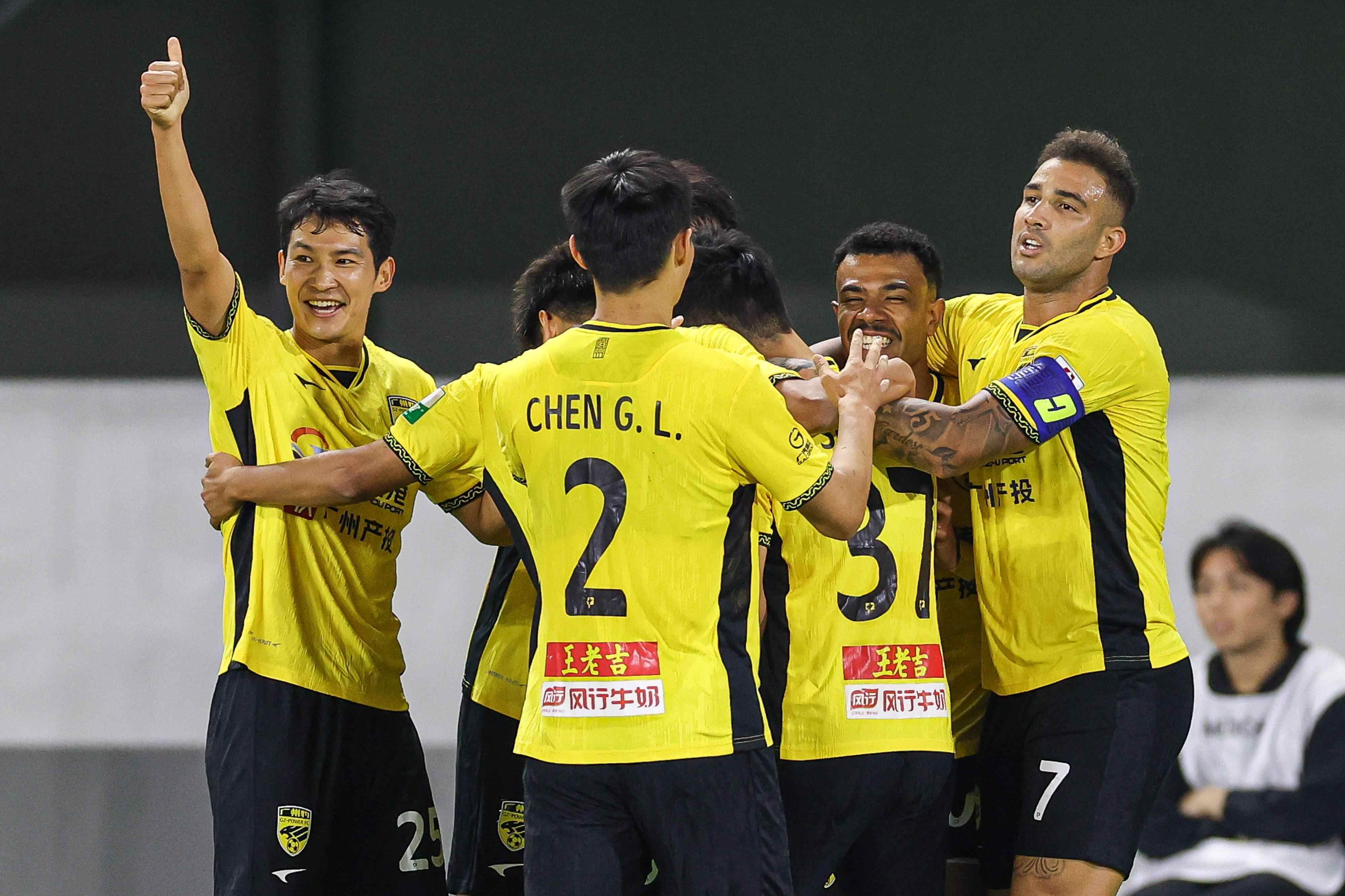 广州队再下一城，雄心壮志屹立前方