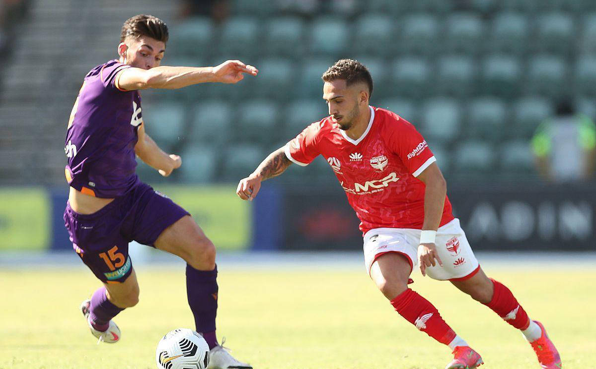 摩纳哥客场一球小胜,继续领先积分榜 摩纳哥客场一球小胜,继续领先积分榜