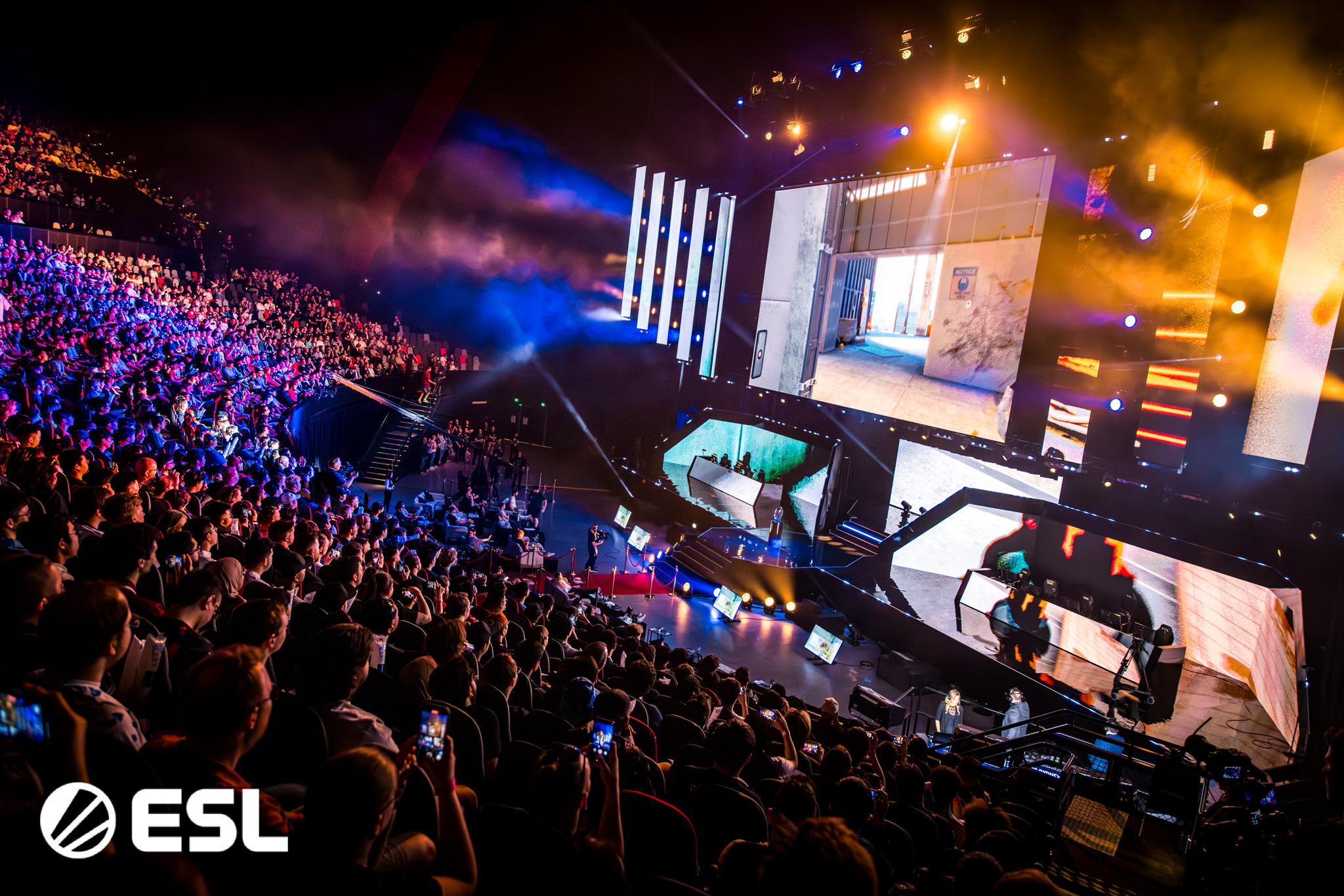 世俱杯时间-比赛时刻紧张刺激，粉丝尽情呐喊