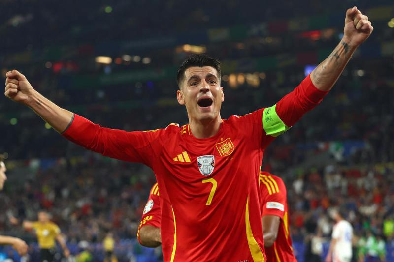 欧洲杯猛将汇聚,豪门争锋一触即发 欧洲杯猛将汇聚,豪门争锋一触即发