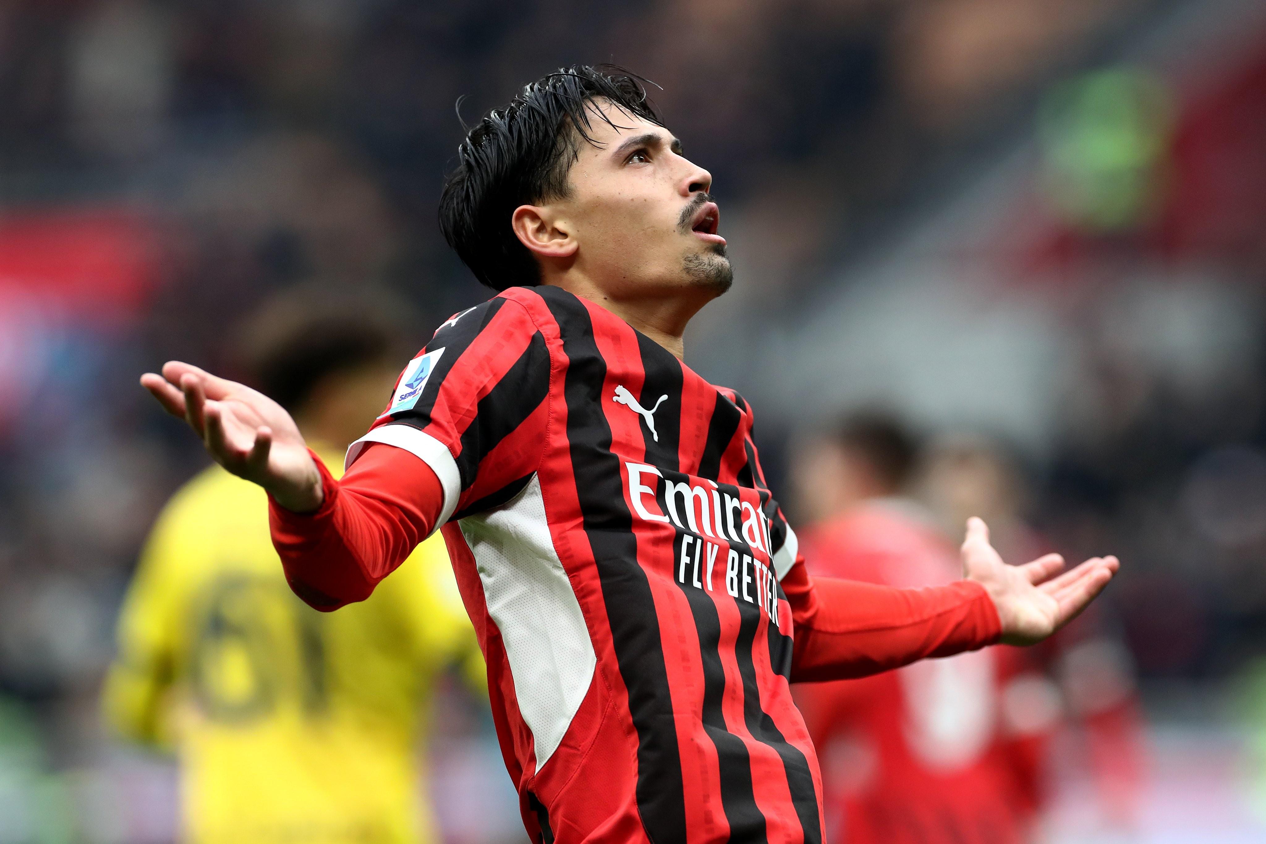 AC米兰前锋状态火爆，连续梅开二度