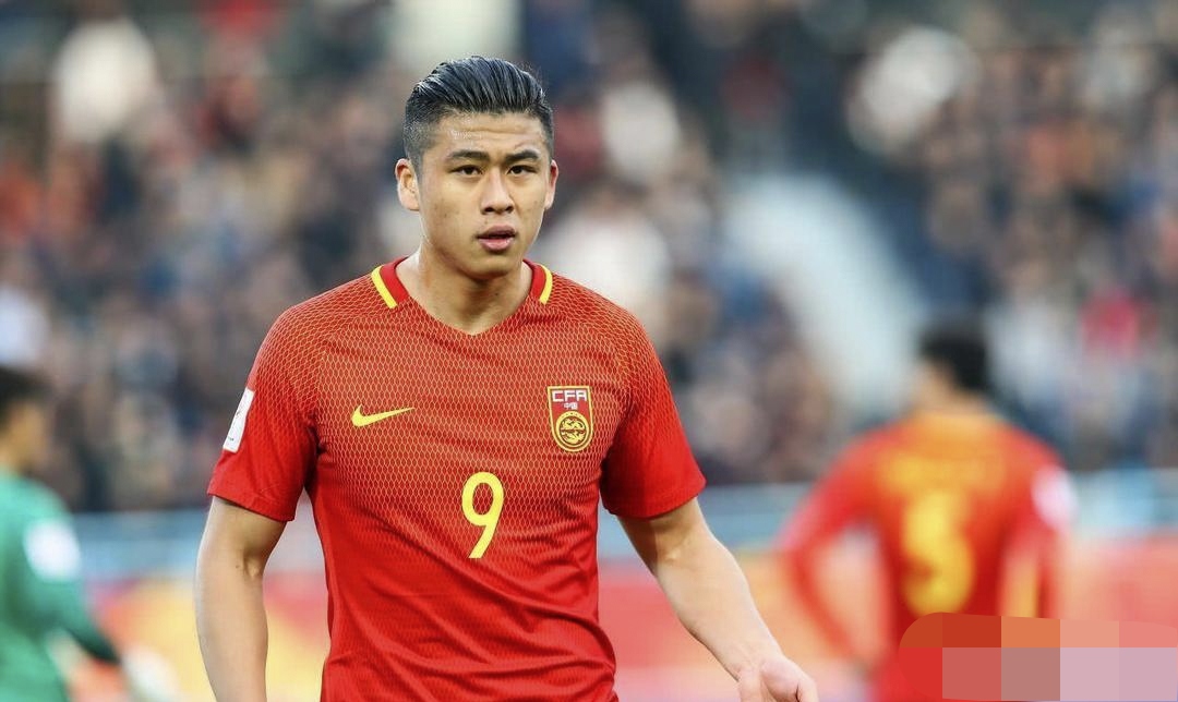 球队士气高涨欲进一步晋级，比赛意义重大胜负难分