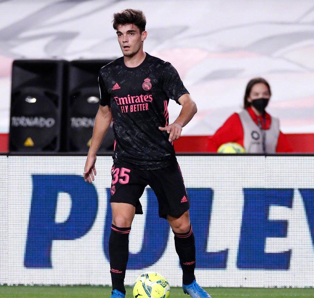 世俱杯奖金-统计数据展示巴西后卫斯图尔如雷中威