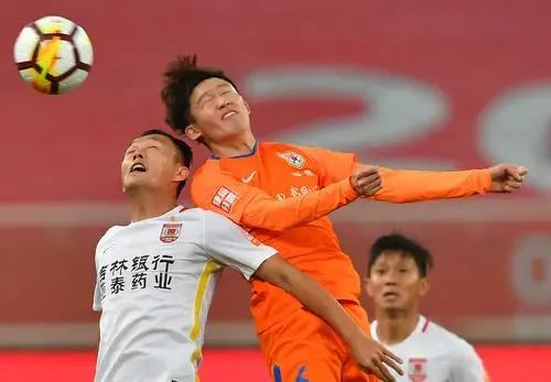 世俱杯决赛-青海男篮力克对手，实现反超胜利