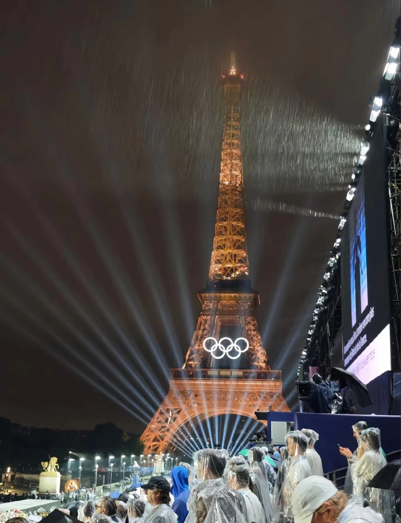 世俱杯改制-南特大胜里昂,展现强劲实力的简单介绍