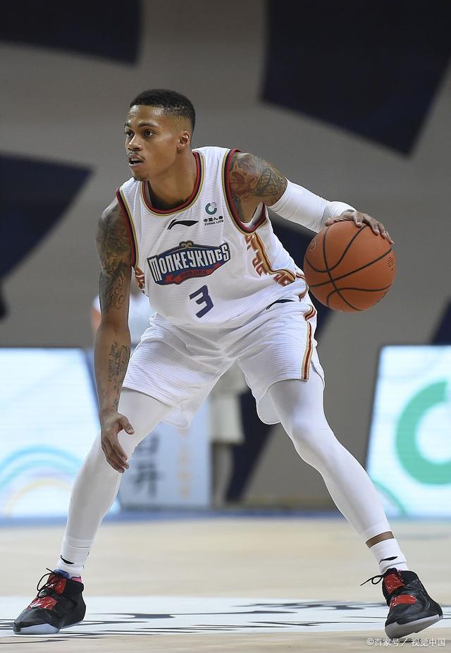 包含老鹰逆袭76人，东部半决赛持续火爆的词条