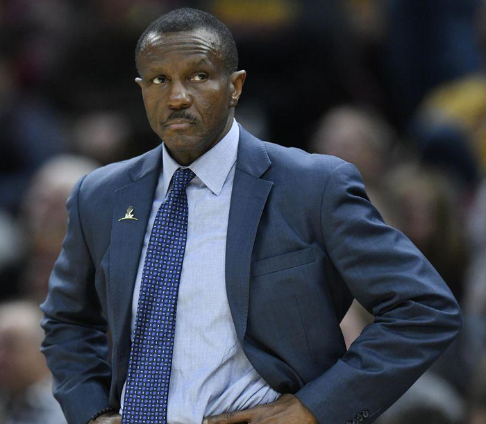 世俱杯时间-爵士队内部矛盾激化,主教练发表谴责声明的简单介绍