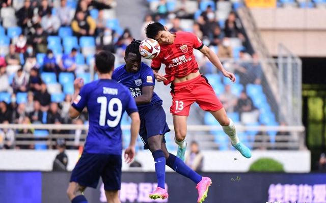 世俱杯奖金-网队后卫表现出色，率队打破对手犯规记录