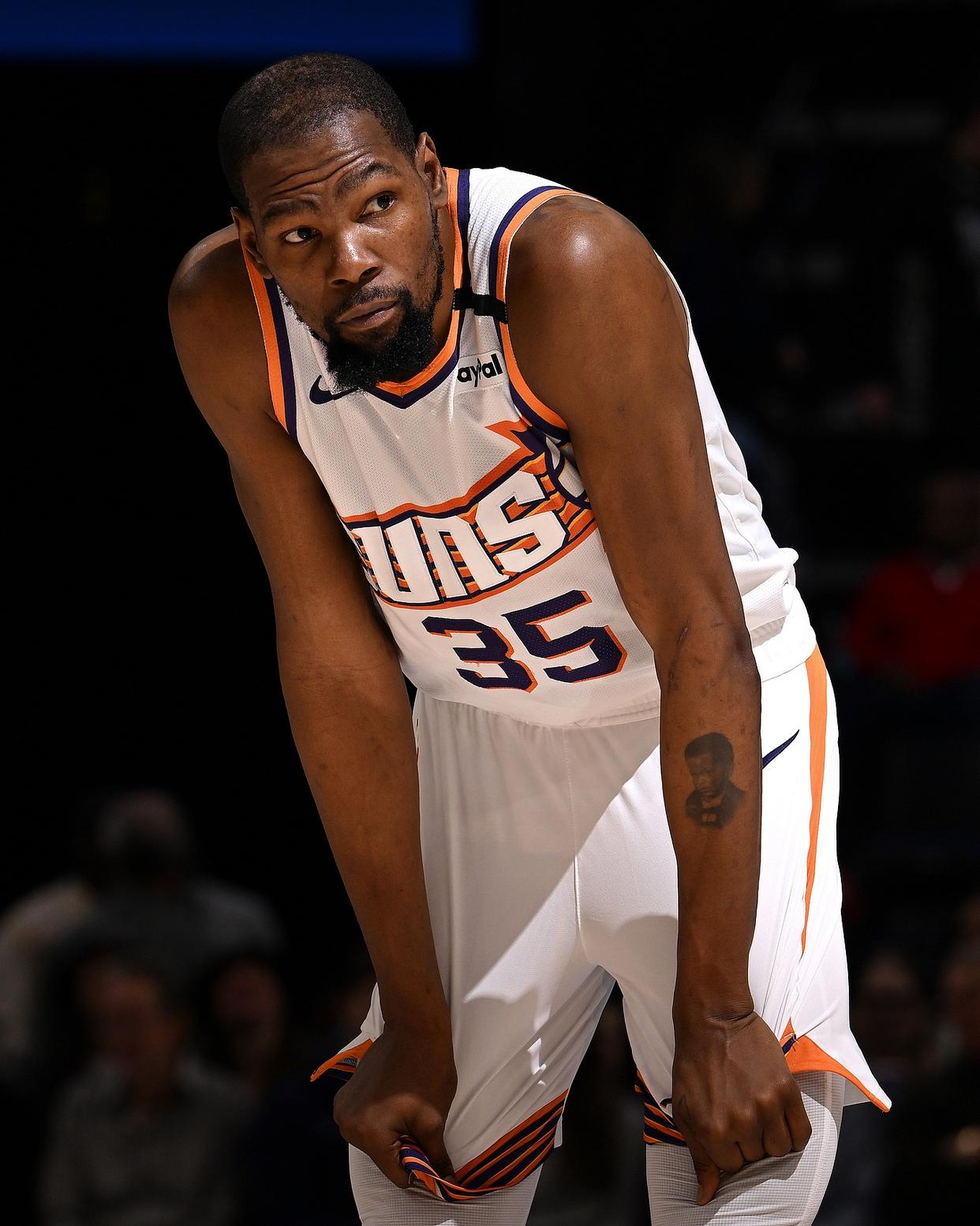 世俱杯-包含灰熊神奇反超马刺，杜兰特连得8分未果的词条