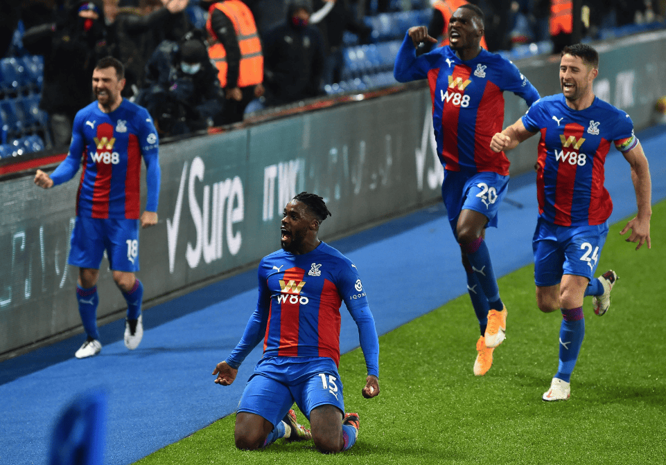 世俱杯赛程-水晶宫奋力对抗西汉姆,保级大战谁能脱颖而出?