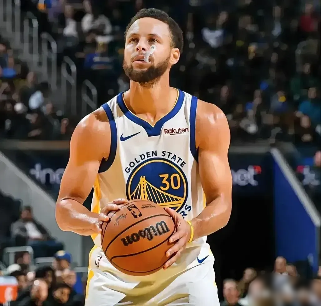 包含勇士击败马刺,库里生涯总得分突破45000分的词条 包含勇士击败马刺,库里生涯总得分突破45000分的词条