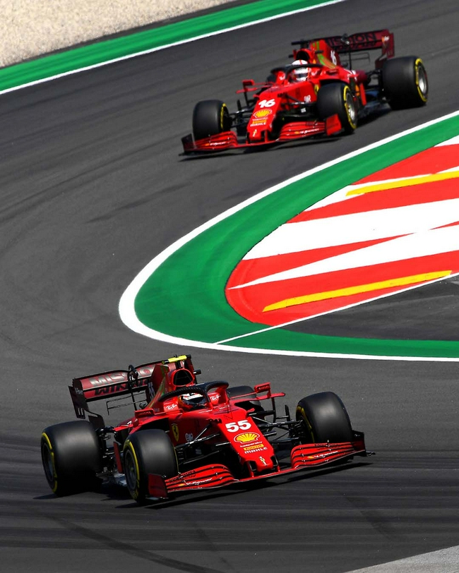 包含雷诺车队力克法拉利,塞恩斯刷新纪录的词条 包含雷诺车队力克法拉利,塞恩斯刷新纪录的词条