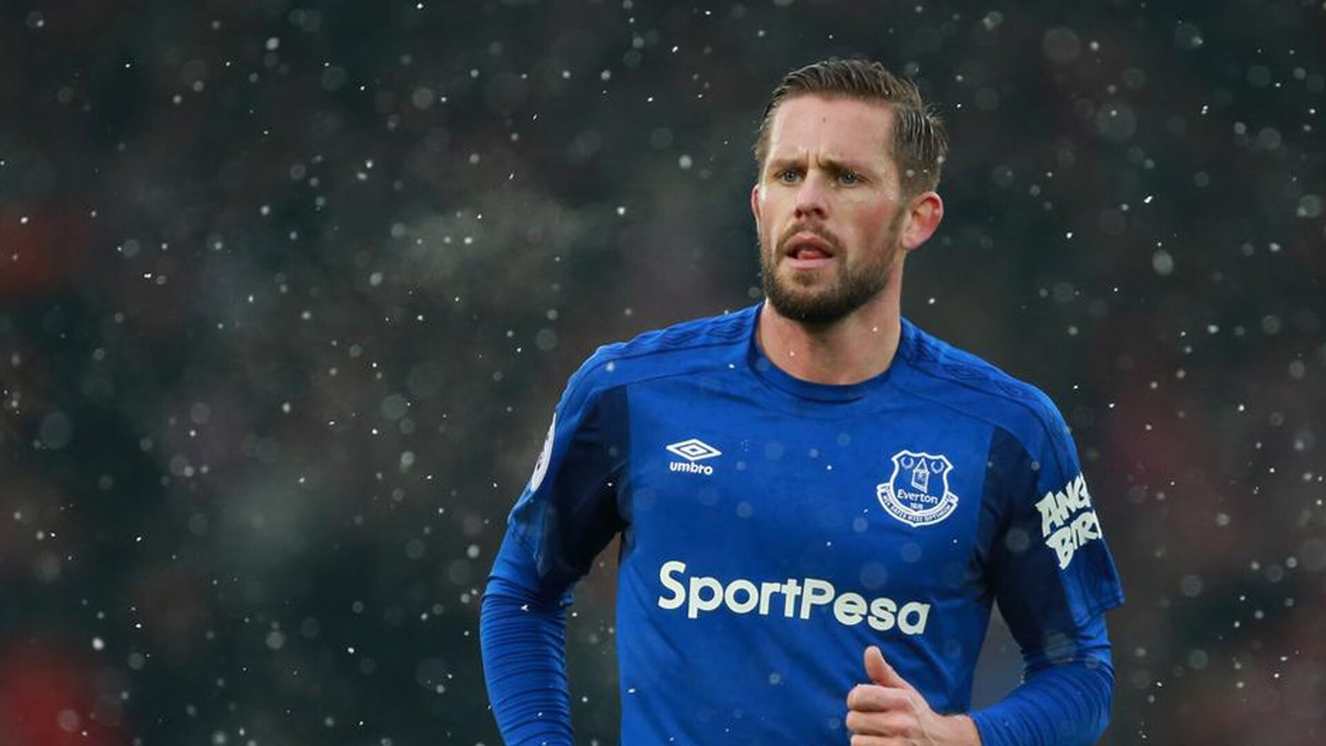 黄喜灿一手掌控,西甲国家德比之夜的王者风范